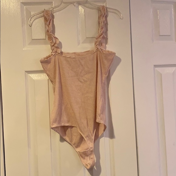 NEW ruffle strap bodysuit - Picture 5 of 5